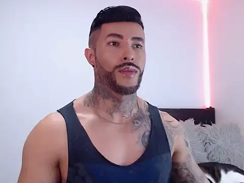 andrea de lucaa online show from October 27, 2:48 am