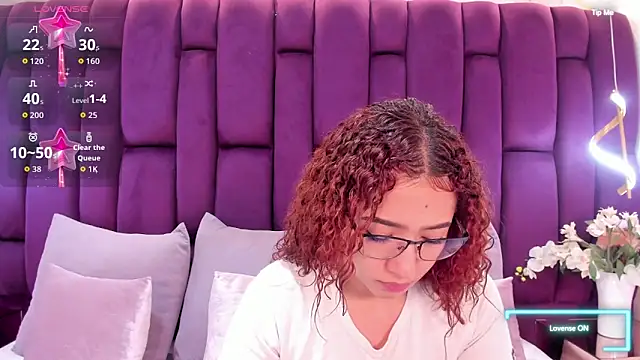 megannherrera online show from February 25, 12:26 pm