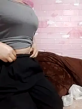 girl-babi online show from March 23, 1:37 pm