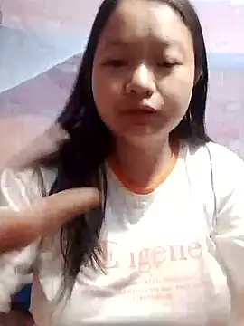 Snapshot of girl-babi chatting on July 2, 2:33 am girl-babi online show from July 2, 2:33 am