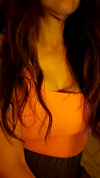 Snapshot of LeemaBean chatting on October 1, 3:23 am LeemaBean online show from October 1, 3:23 am