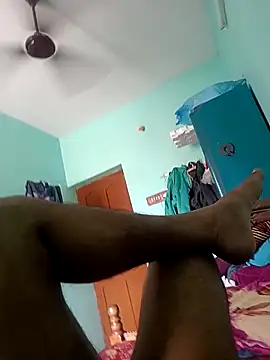 Snapshot of maddy3108 chatting on October 15, 5:29 am maddy3108 online show from October 15, 5:29 am