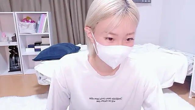 Nana  ch online show from June 11, 4:38 pm