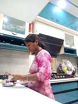 Snapshot of Sneha16 chatting on September 9, 3:06 am Sneha16 online show from September 9, 3:06 am