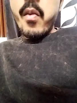 Snapshot of Hotyy_subhu chatting on September 13, 3:28 am Hotyy subhu online show from September 13, 3:28 am