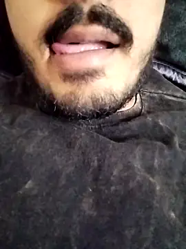 Snapshot of Hotyy_subhu chatting on October 1, 2:45 pm Hotyy subhu online show from October 1, 2:45 pm