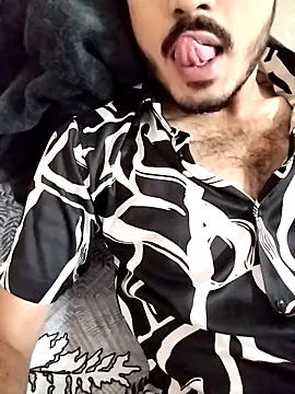 Snapshot of Hotyy_subhu chatting on October 5, 2:15 pm Hotyy subhu online show from October 5, 2:15 pm