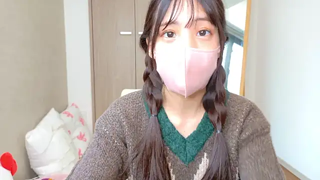 Snapshot of riri__nyan_o0 chatting on April 25, 5:10 am riri nyan o0 online show from April 25, 5:10 am