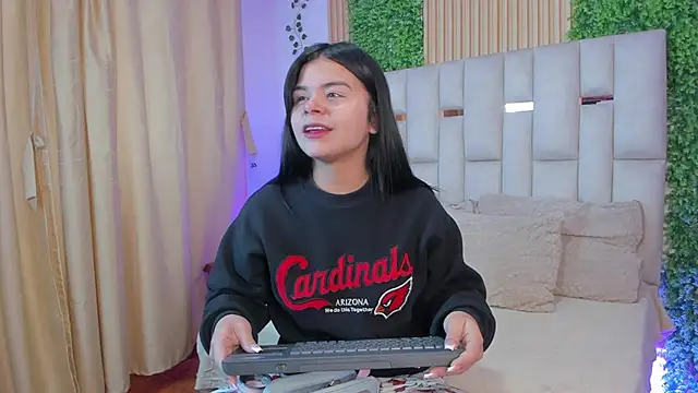 Jade Nmm online show from January 8, 2:08 pm