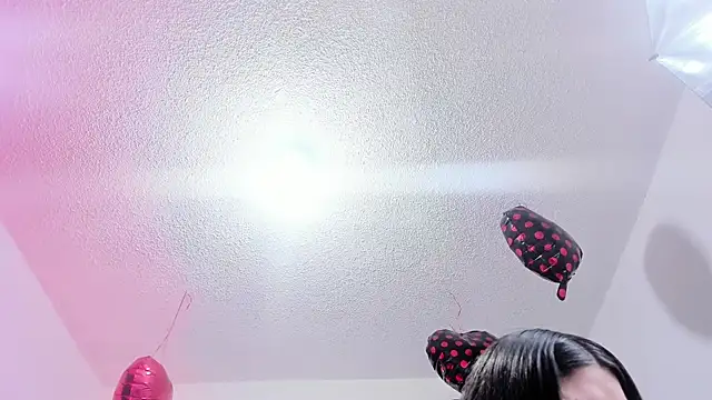 Hanna wish online show from December 3, 1:20 pm