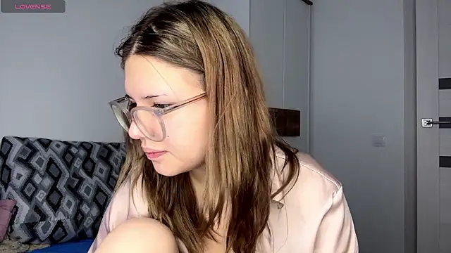 VerniceEngelking online show from February 25, 6:12 am