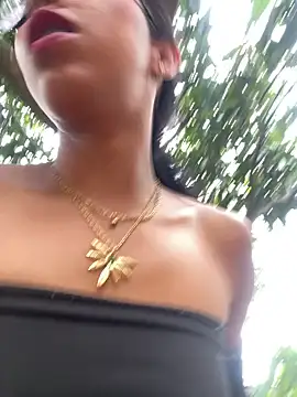 Emma  cumlovee online show from March 1, 9:50 pm