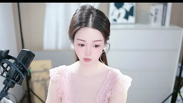 abbyli12 online show from October 26, 1:06 pm