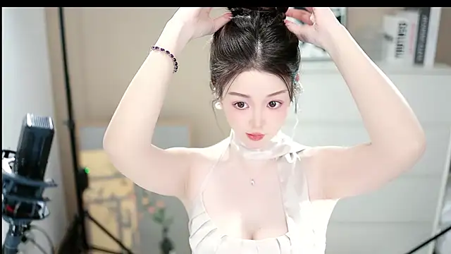 abbyli12 online show from December 22, 3:53 pm