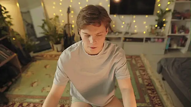 RusBradPitt online show from April 8, 2:17 pm