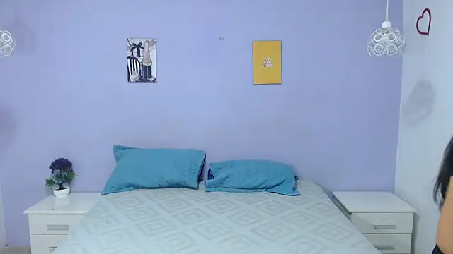 onixandghosty1 online show from November 7, 7:03 pm