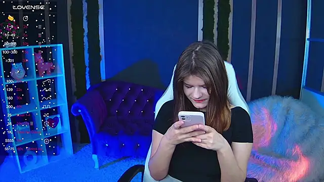 Lunamytrend online show from November 23, 6:13 am