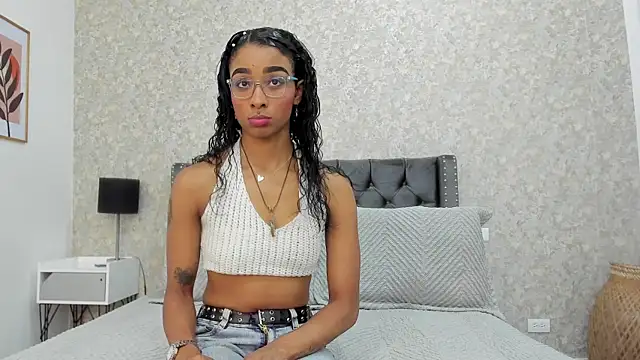 Snapshot of Cataleya_Wayne chatting on October 11, 7:23 pm Cataleya Wayne online show from October 11, 7:23 pm