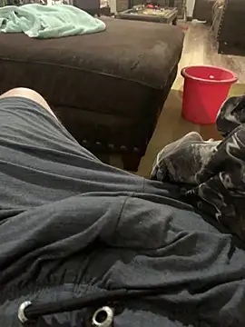 Snapshot of Allinside666 chatting on March 14, 2:11 pm Allinside666 online show from March 14, 2:11 pm