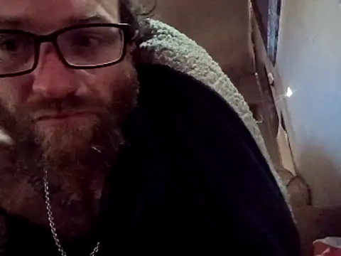 Snapshot of bearded_cross chatting on February 14, 3:42 pm bearded cross online show from February 14, 3:42 pm