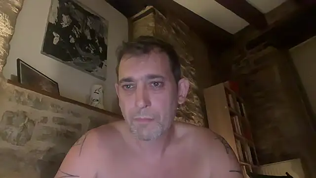 Snapshot of tamtamat46 chatting on October 20, 7:36 pm tamtamat46 online show from October 20, 7:36 pm