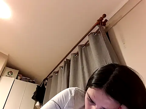 Snapshot of Denisutra777 chatting on May 5, 5:59 am Denisutra777 online show from May 5, 5:59 am