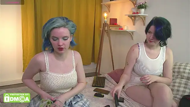 bluebeell online show from April 20, 1:58 pm