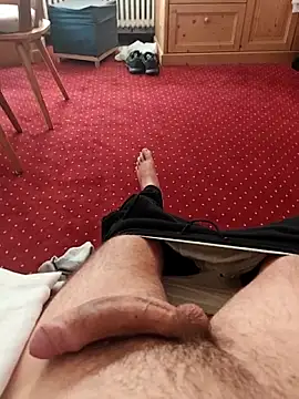 Snapshot of LucifertheGenius chatting on October 19, 7:20 am LucifertheGenius online show from October 19, 7:20 am