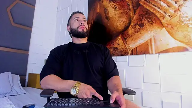 massimofiore  online show from November 3, 3:52 am