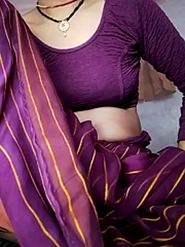 Snapshot of Hut_rotu_cute chatting on May 10, 5:18 pm Hut rotu cute online show from May 10, 5:18 pm