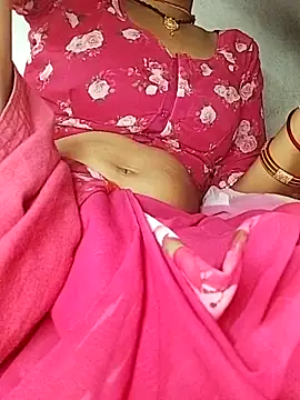 Snapshot of Hut_rotu_cute chatting on May 23, 4:00 pm Hut rotu cute online show from May 23, 4:00 pm