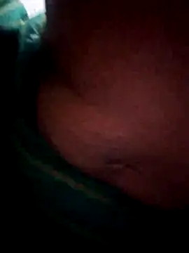 Snapshot of Hut_rotu_cute chatting on June 2, 4:42 pm Hut rotu cute online show from June 2, 4:42 pm