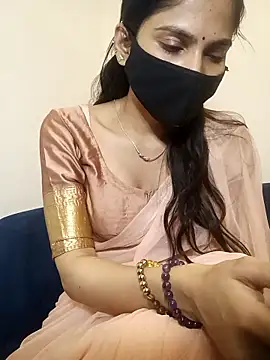 Snapshot of TheSassyGirl7 chatting on January 14, 6:57 pm TheSassyGirl7 online show from January 14, 6:57 pm