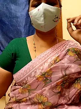 Snapshot of sushma26 chatting on April 30, 11:09 pm sushma26 online show from April 30, 11:09 pm