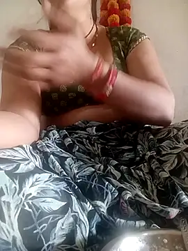 Snapshot of CUTGIRL76 chatting on March 3, 6:41 am CUTGIRL76 online show from March 3, 6:41 am
