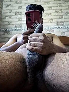 yournaughtysam online show from December 20, 9:38 am