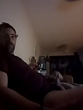 Snapshot of CheekyPolytime chatting on September 26, 10:47 pm CheekyPolytime online show from September 26, 10:47 pm