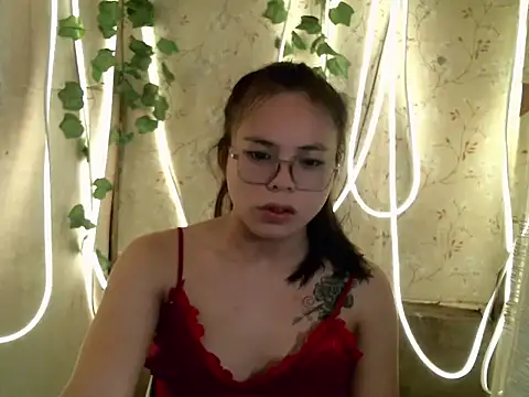 kera metina online show from April 1, 11:46 pm