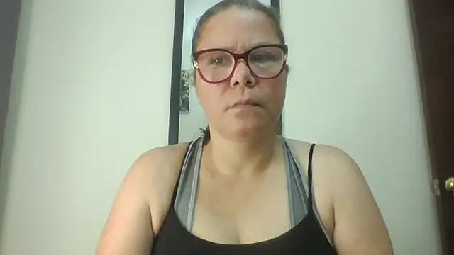 Snapshot of latinamaster chatting on January 18, 11:25 am latinamaster online show from January 18, 11:25 am