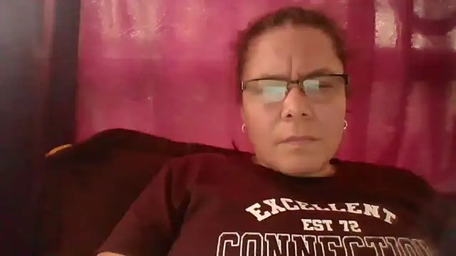 Snapshot of latinamaster chatting on June 12, 3:11 pm latinamaster online show from June 12, 3:11 pm