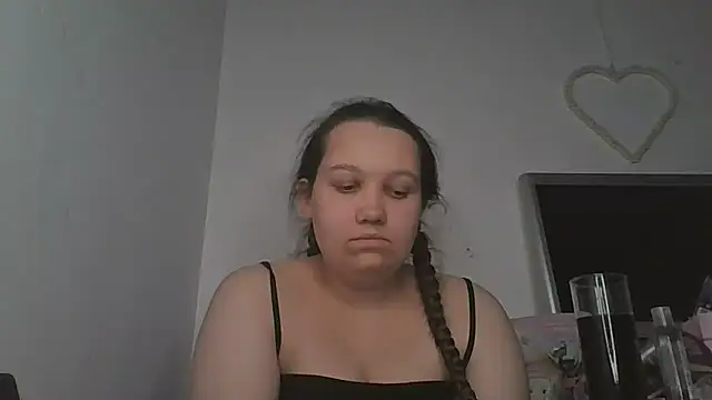 lu official1 online show from November 23, 5:24 pm