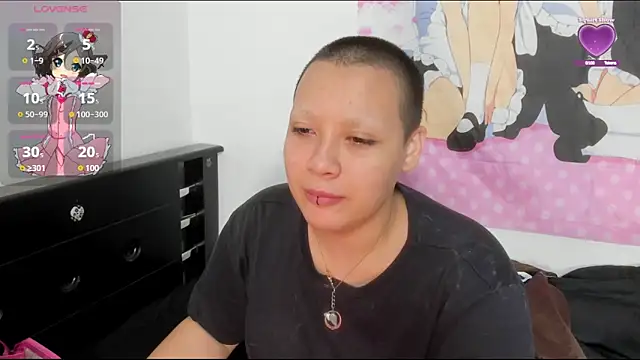 Snapshot of Cherry_vald chatting on May 13, 12:24 pm Cherry vald online show from May 13, 12:24 pm