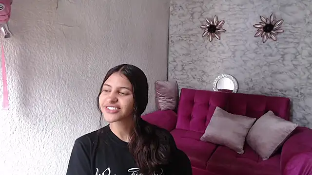 Snapshot of Evagirl69 chatting on May 29, 12:25 pm Evagirl69 online show from May 29, 12:25 pm
