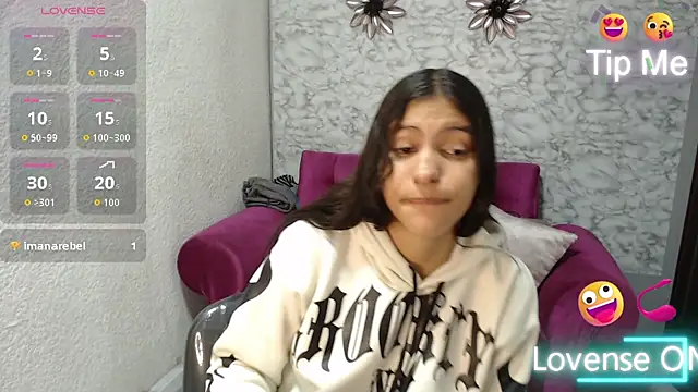 Snapshot of Evagirl69 chatting on July 4, 12:50 am Evagirl69 online show from July 4, 12:50 am