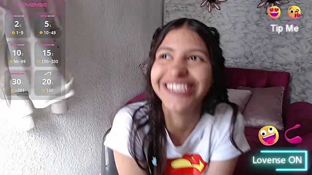Snapshot of Evagirl69 chatting on July 11, 1:25 pm Evagirl69 online show from July 11, 1:25 pm