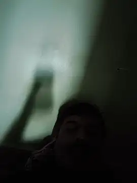 vardh033 online show from October 31, 11:33 am