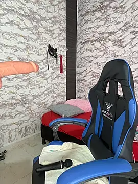 AlisSon  hot online show from December 14, 6:45 pm