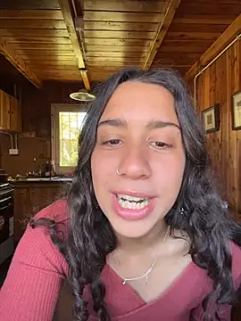 Souphicherry online show from April 4, 6:05 pm