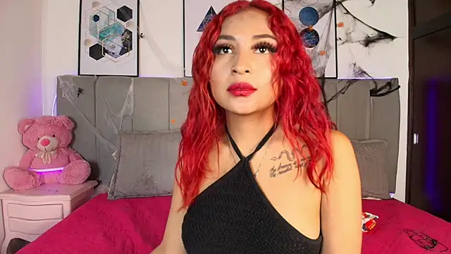 Naiaa Cruz online show from November 1, 6:43 pm