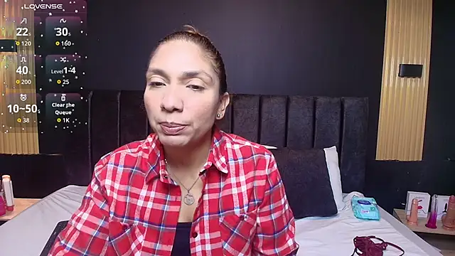 Snapshot of SexyRachel_ chatting on October 6, 12:02 pm SexyRachel  online show from October 6, 12:02 pm